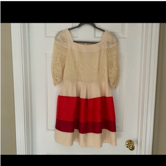 Dress - Picture 1 of 3